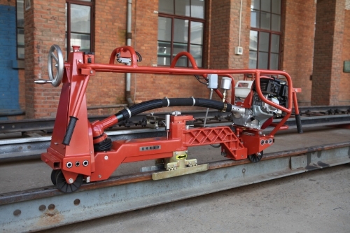 NMG-4.9型內(nèi)燃軌形磨軌機（數(shù)顯型）